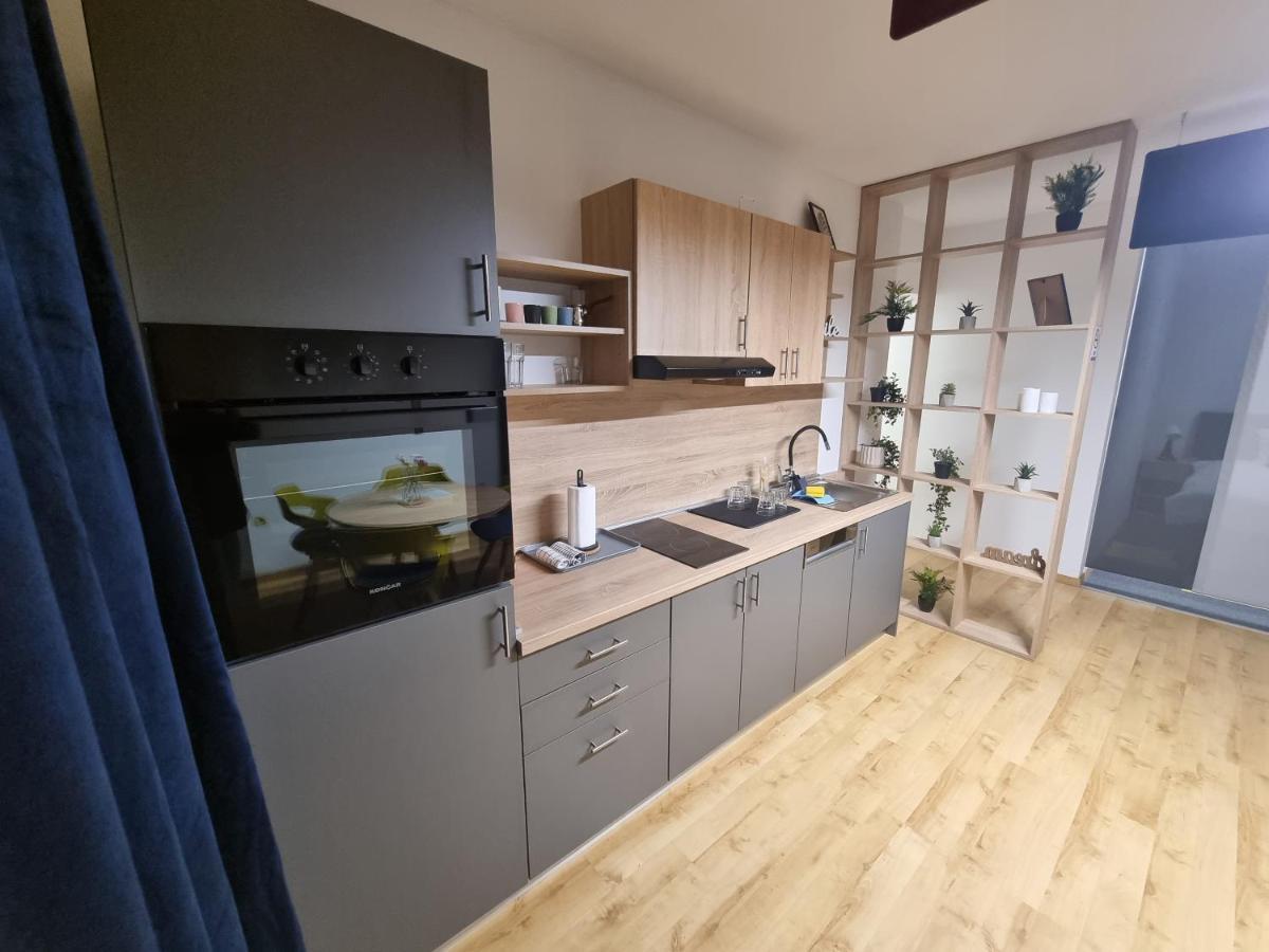 Kfn Concept One Apartment Загреб Екстериор снимка