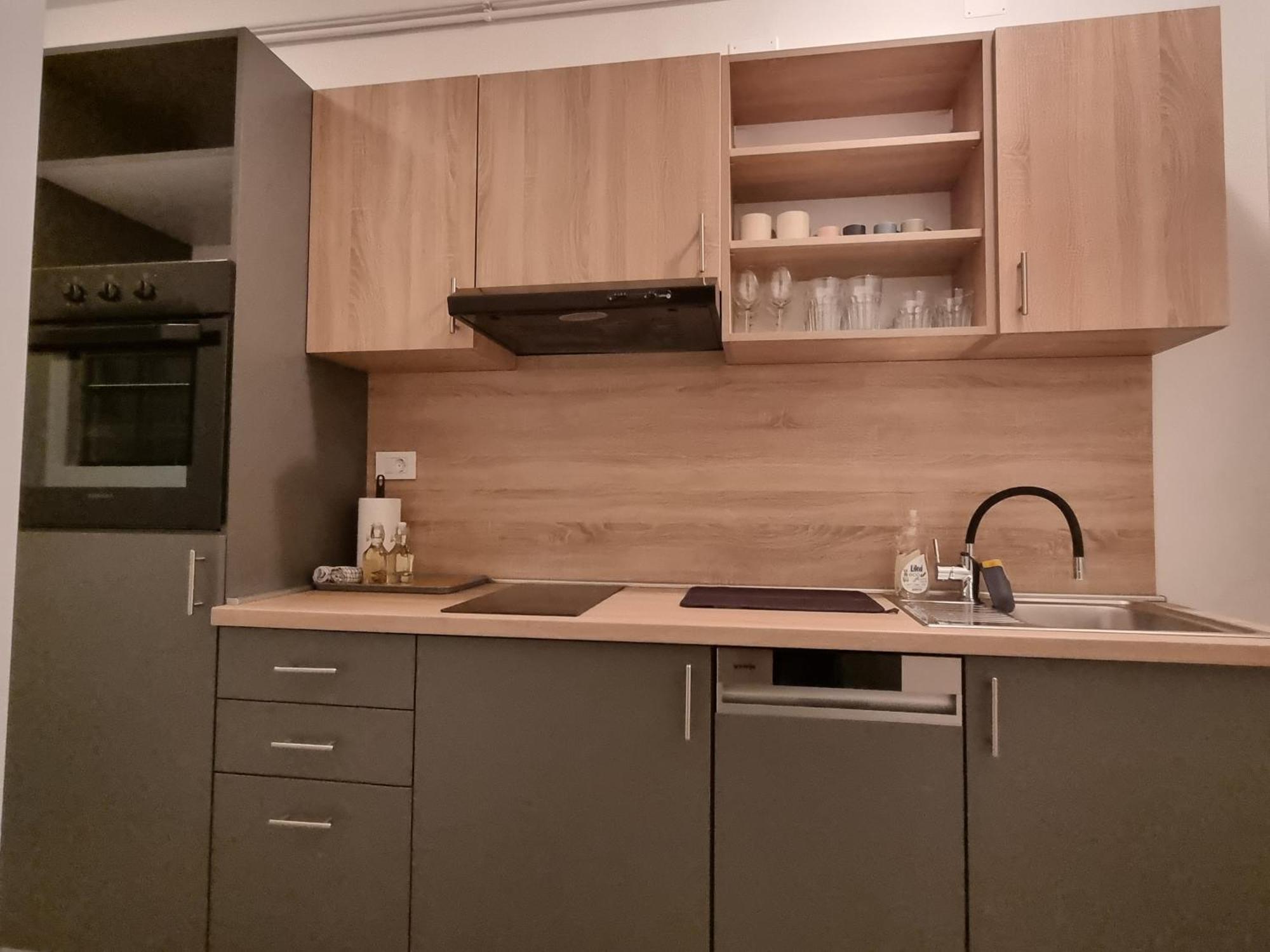 Kfn Concept One Apartment Загреб Екстериор снимка